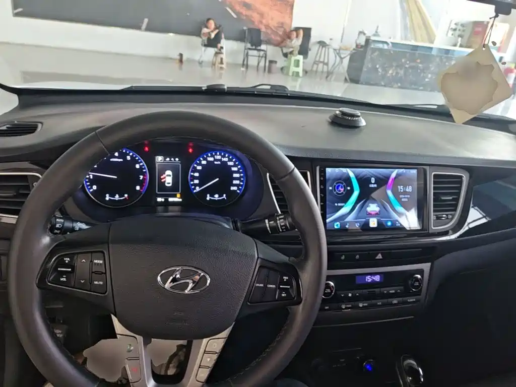 Hyundai Mistra — миниатюра 10
