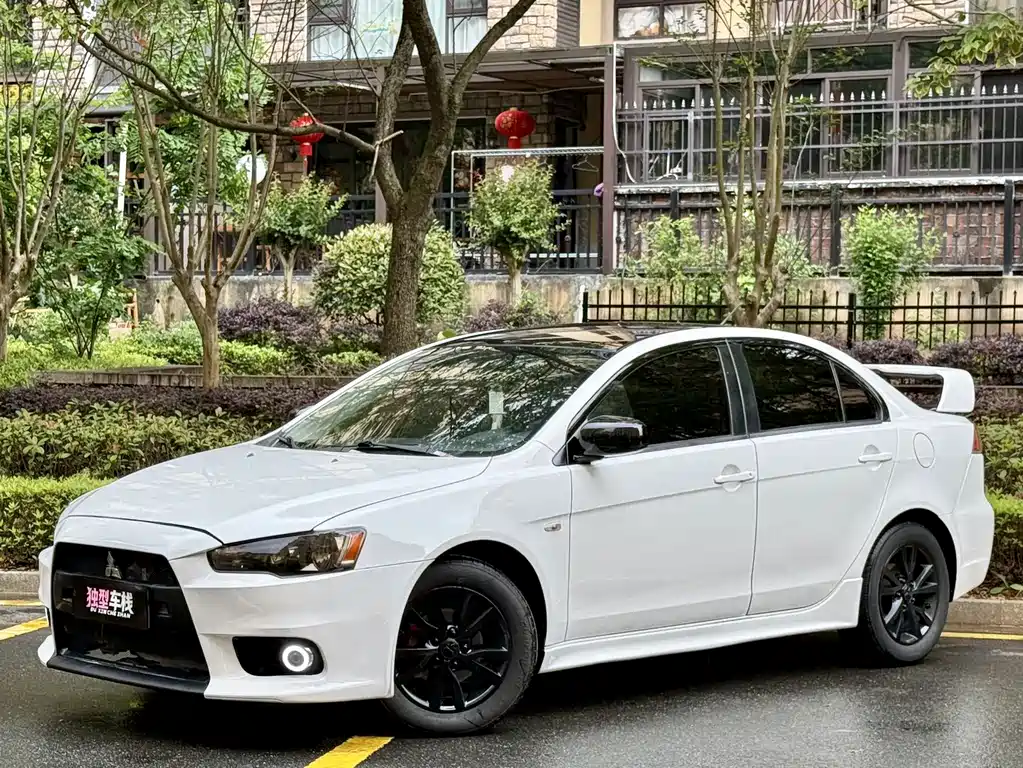Mitsubishi Lancer EX 2017