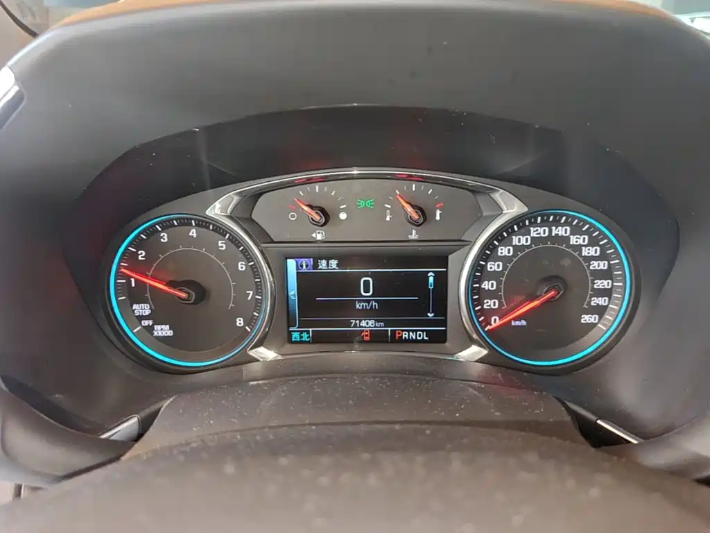 Chevrolet Equinox — миниатюра 12