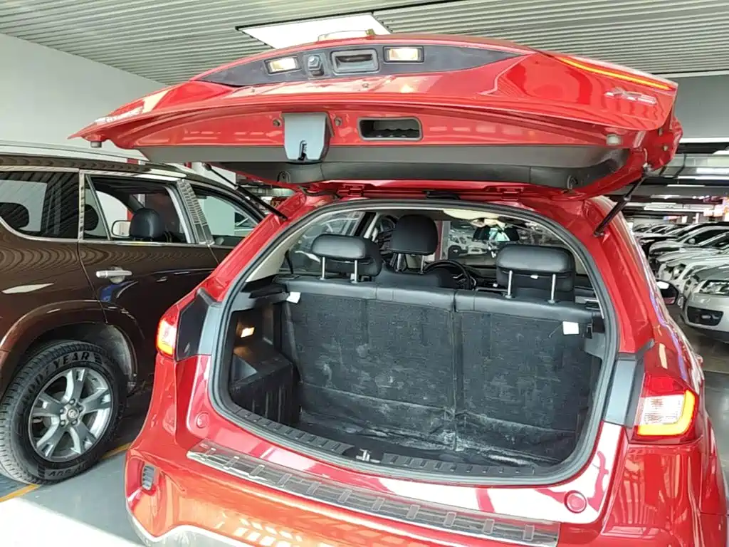 Geely Vision X3 — миниатюра 19