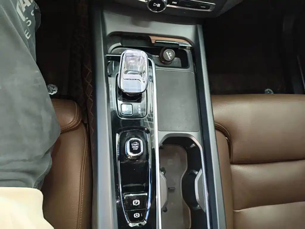 Volvo XC60 — миниатюра 14