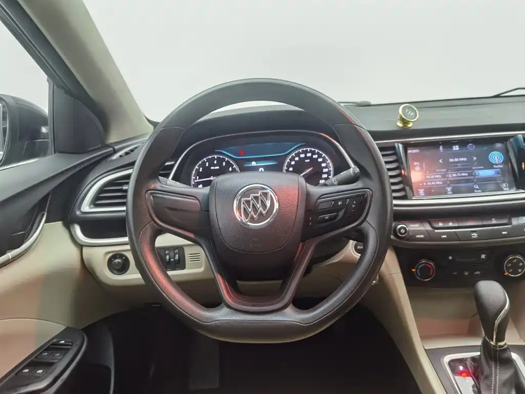 Buick Excelle — миниатюра 11