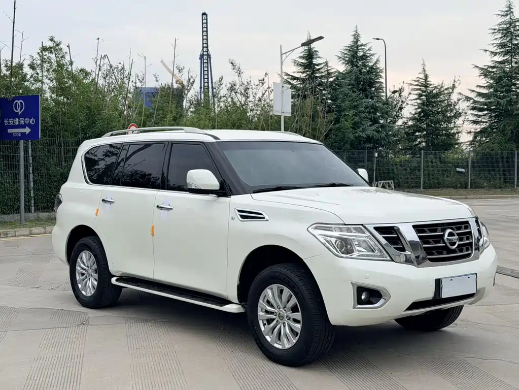 Nissan Patrol — миниатюра 3