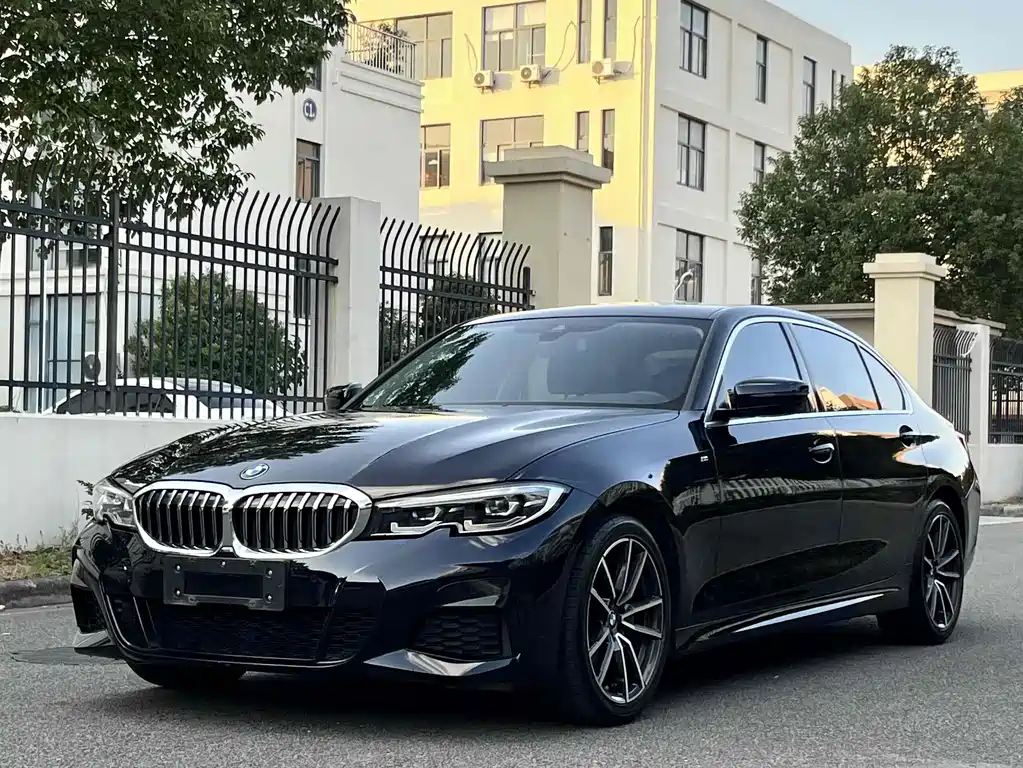 BMW 3 Series 2021