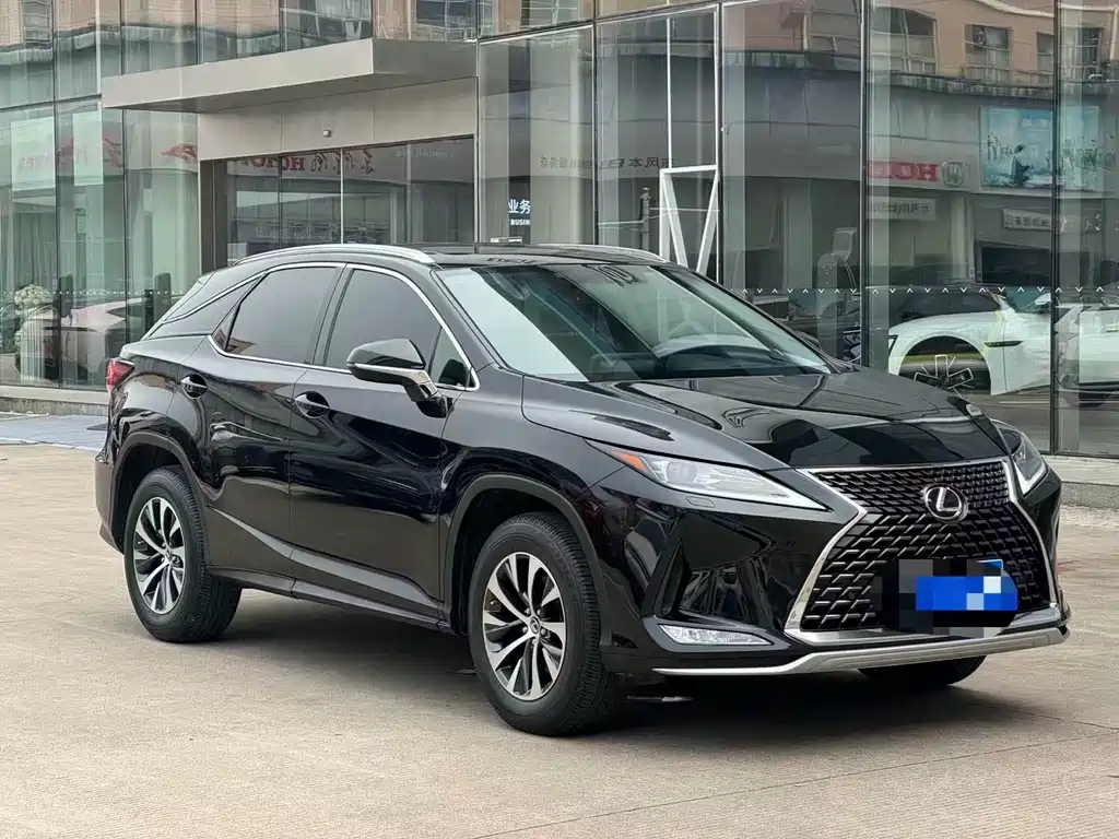 Lexus RX 2022