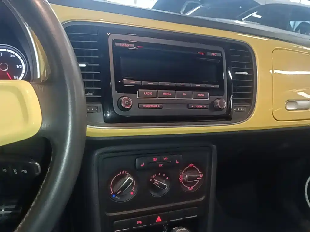Volkswagen Beetle — миниатюра 13