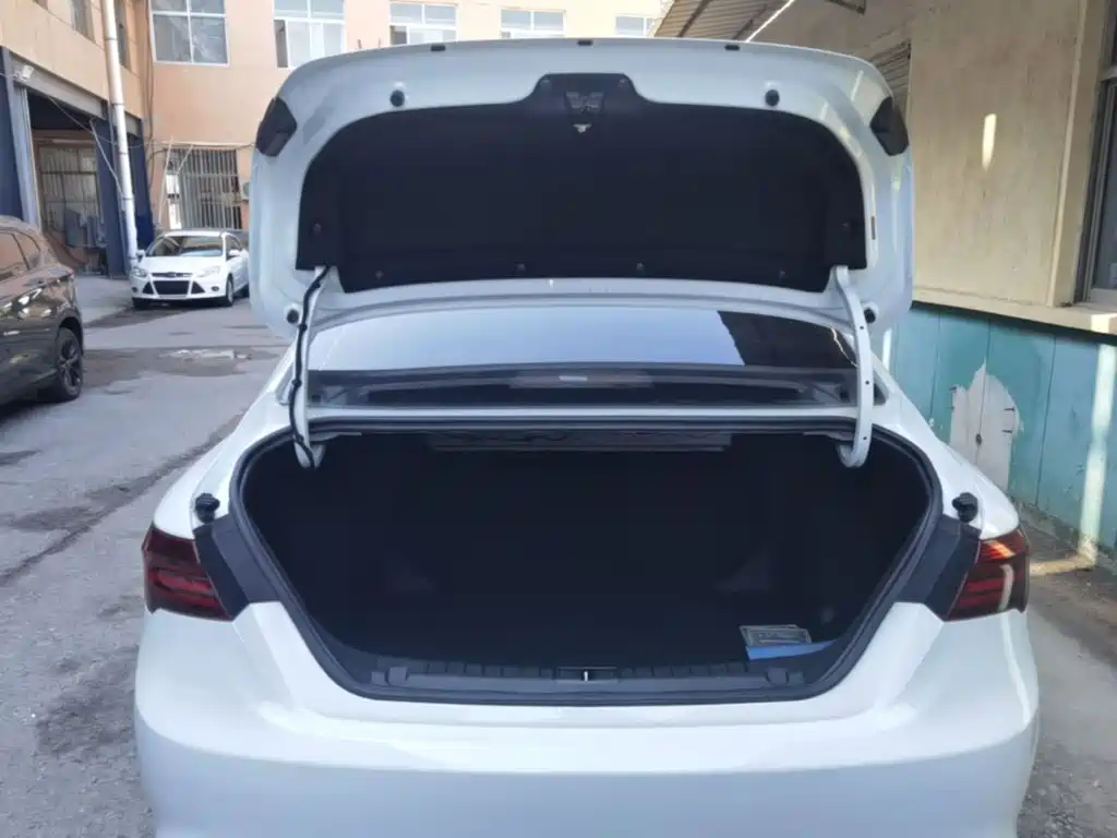 Geely Binrui — миниатюра 19