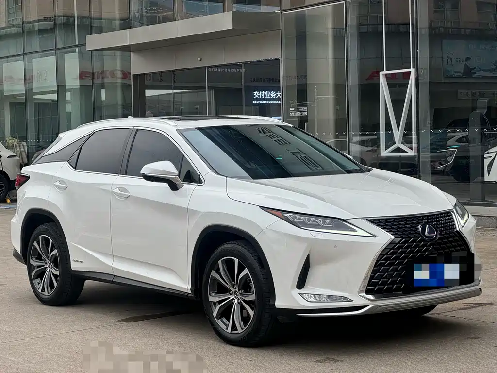 Lexus RX 2021