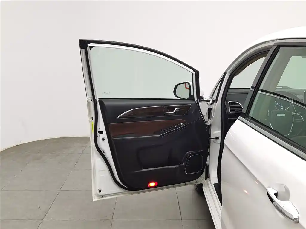 LIFAN MOTORS XUAN LANG