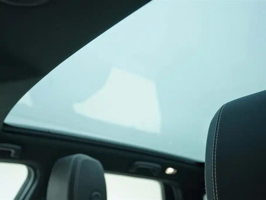 LAND ROVER DISCOVER SPORTS