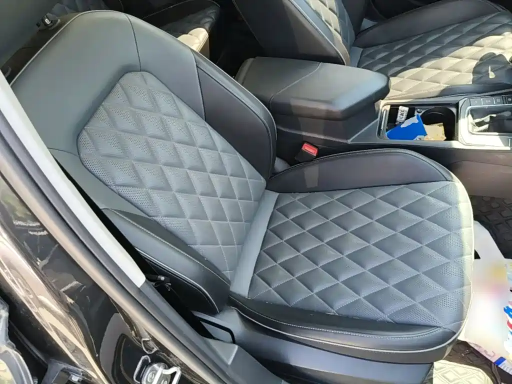 Volkswagen Sagitar — миниатюра 25