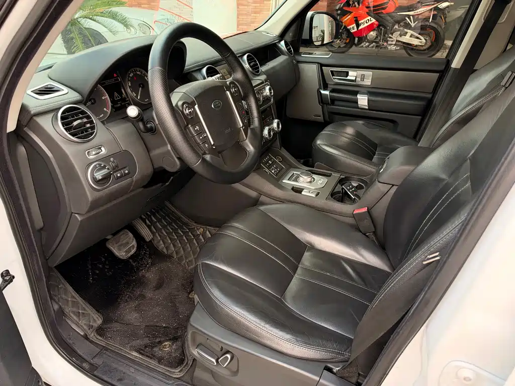 Land Rover Discovery — миниатюра 4