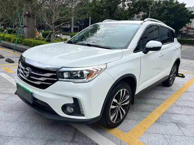 2015 GAC Trumpchi GS4