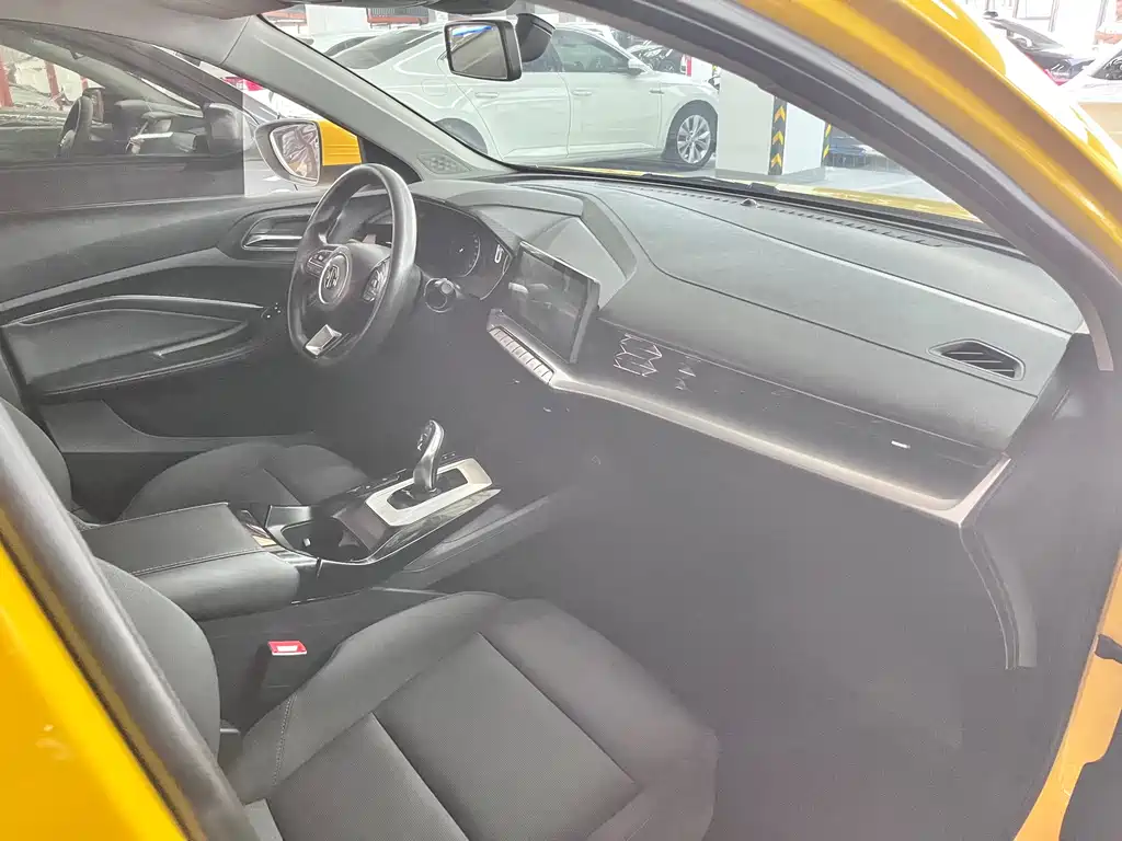 MG MG5 — миниатюра 12