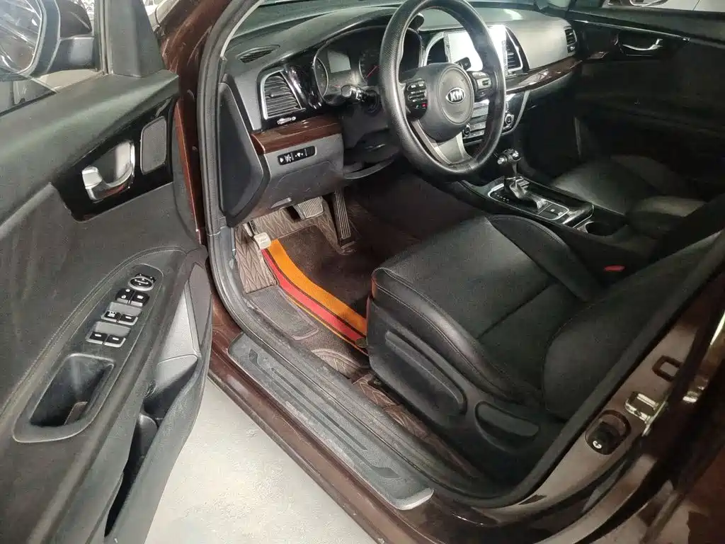Kia K4 — миниатюра 12