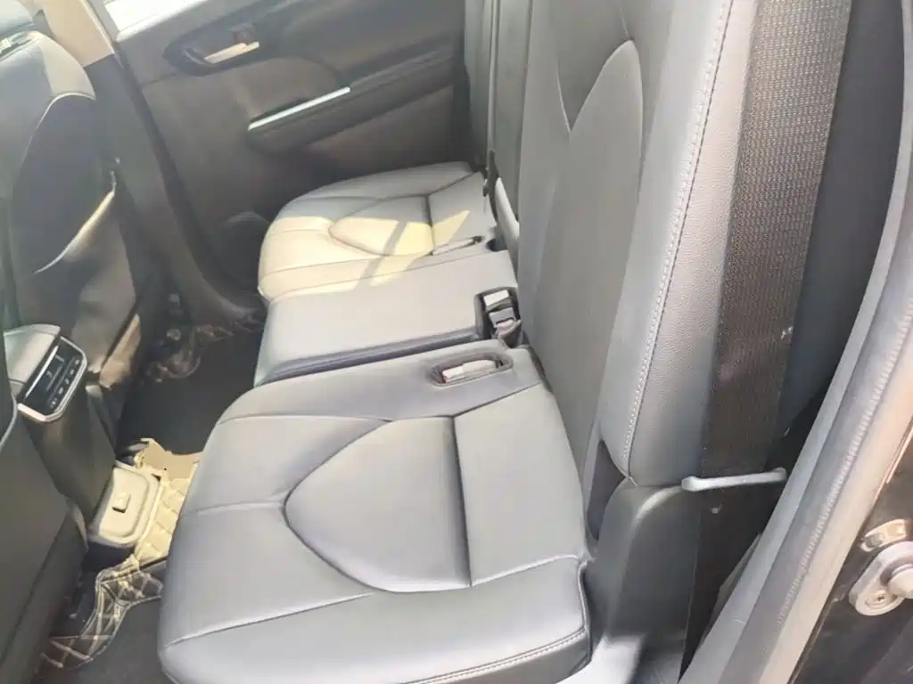 Toyota Highlander — миниатюра 22