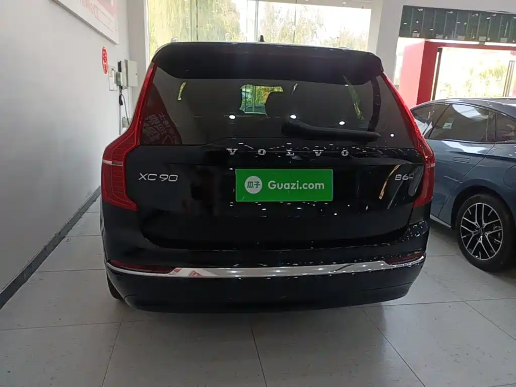 Volvo XC90 — миниатюра 6