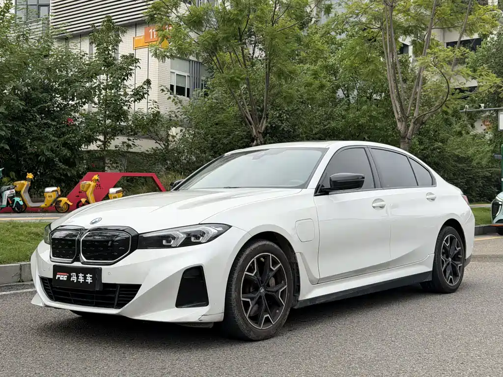 BMW i3 — миниатюра 4