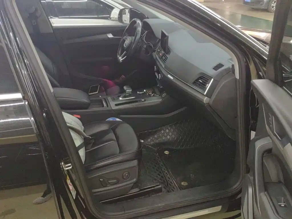 Audi Q5L — миниатюра 25