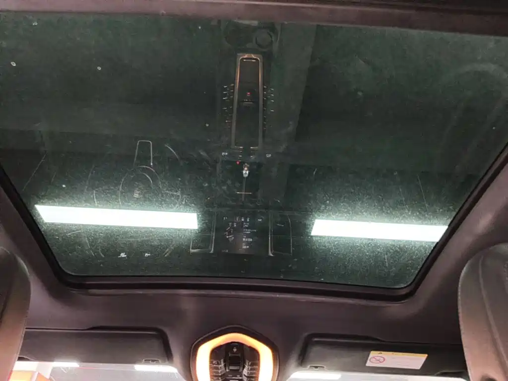 Porsche Macan — миниатюра 18