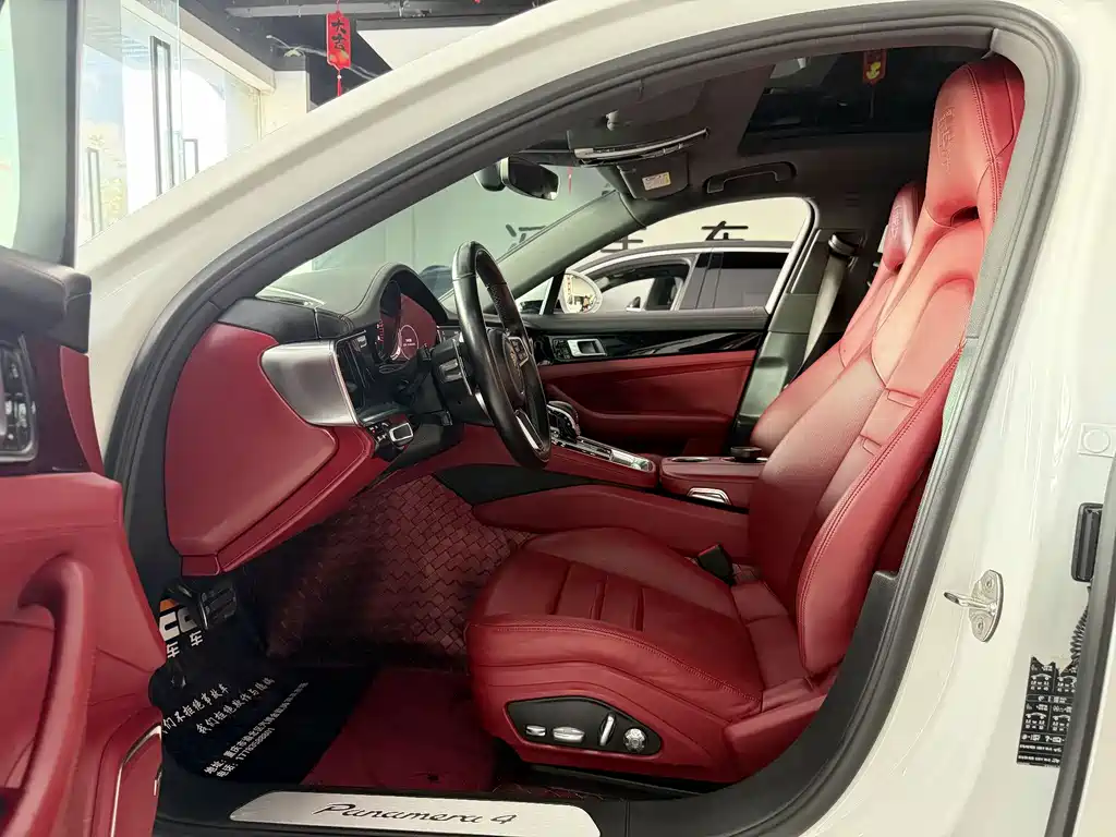Porsche Panamera Hybrid — миниатюра 12