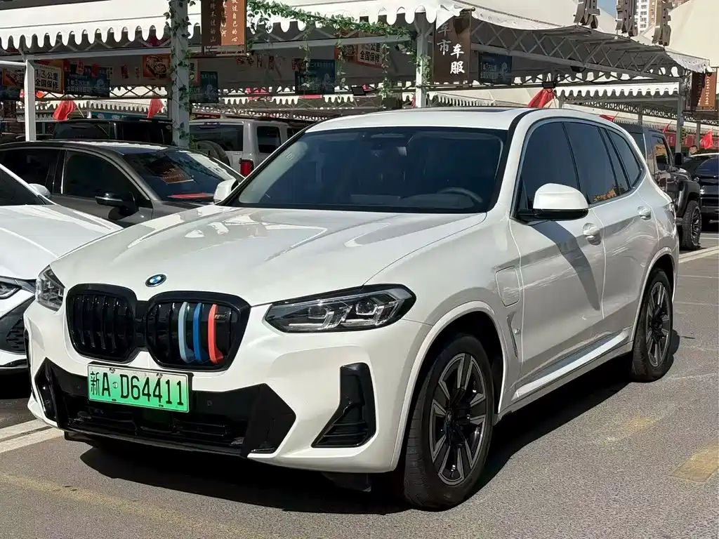 BMW iX3 — миниатюра 3