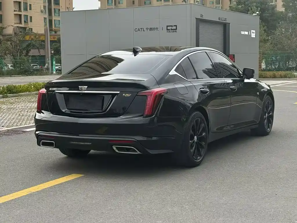 Cadillac CT5 — миниатюра 6