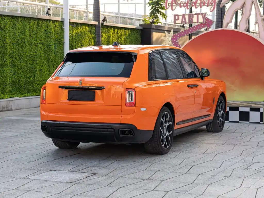 Rolls-Royce Cullinan — миниатюра 4