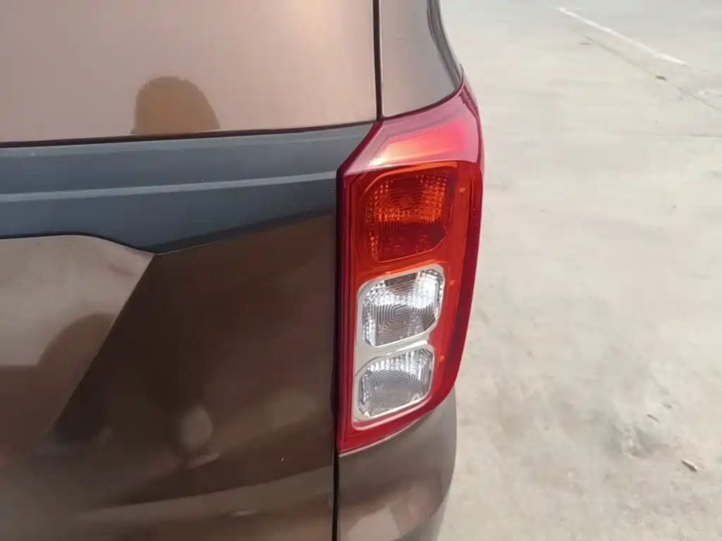 Wuling Hongguang — миниатюра 8
