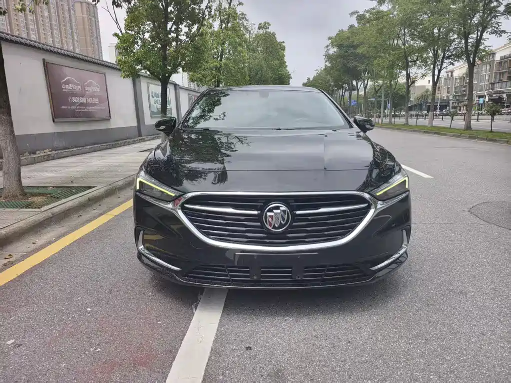 Buick LaCrosse — миниатюра 2