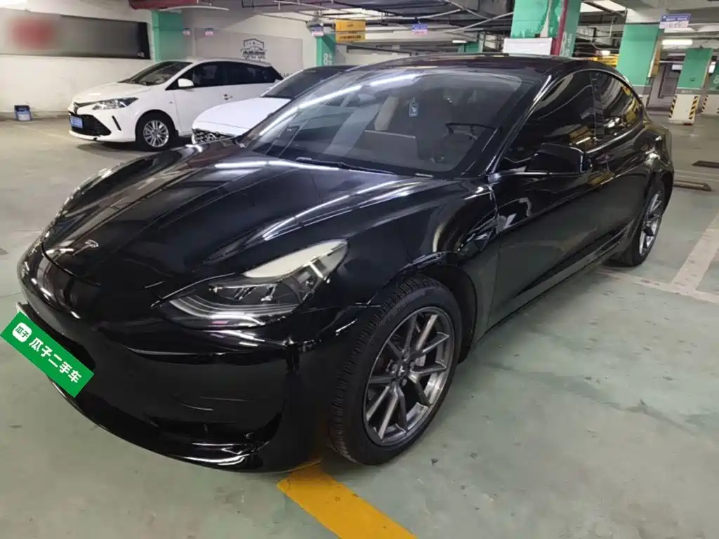 Tesla Model 3 — миниатюра 2