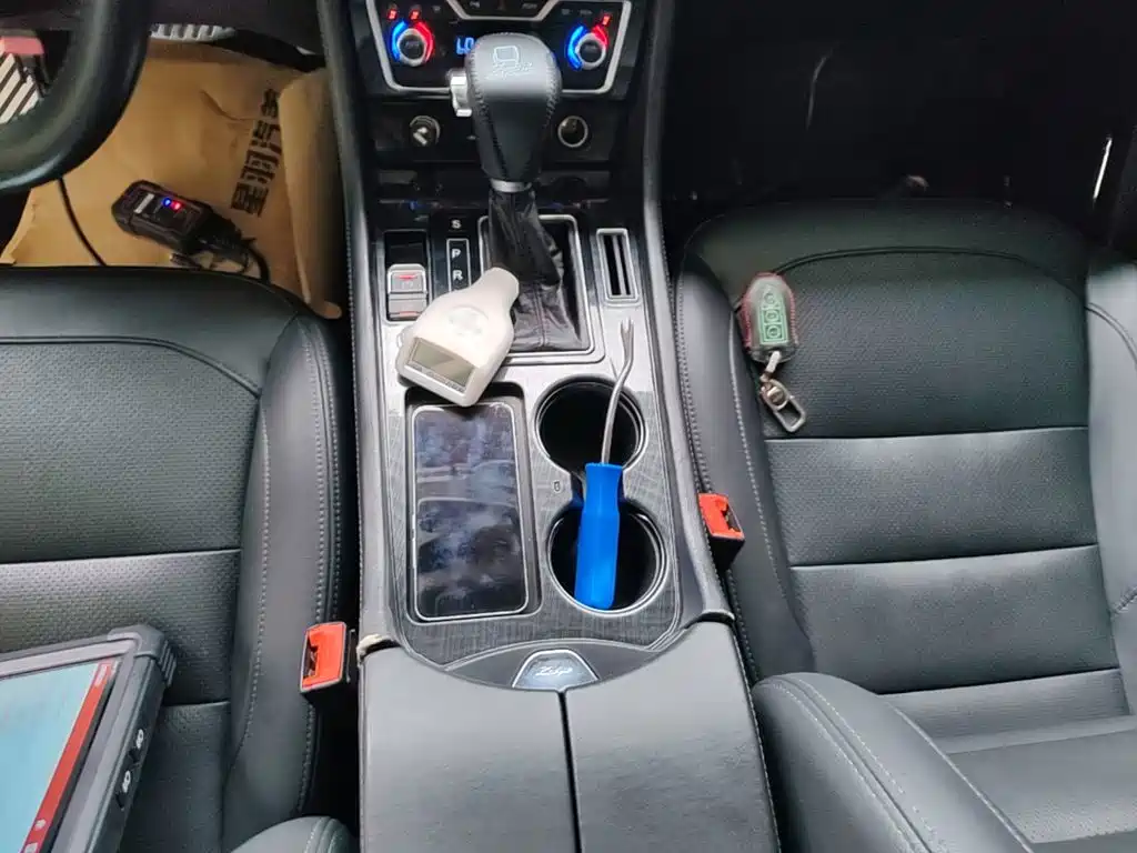 Zotye T600 Coupe — миниатюра 14
