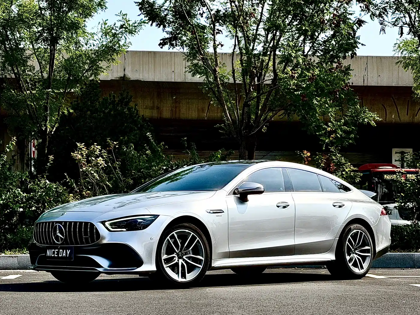 Mercedes-Benz AMG GT