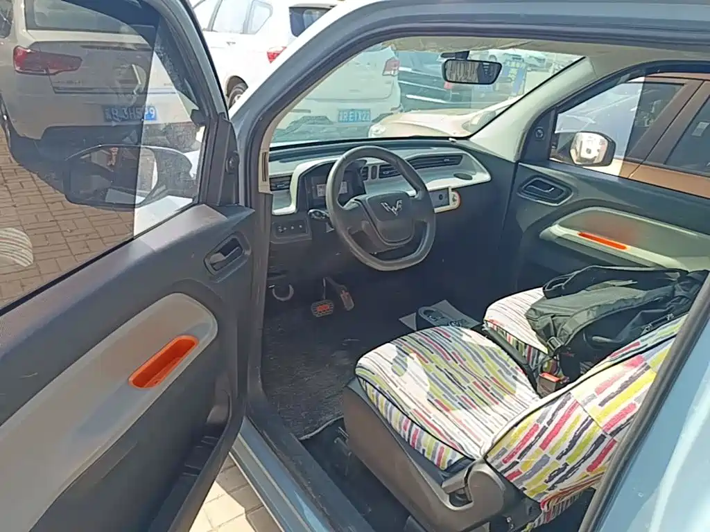 Wuling MINIEV — миниатюра 16
