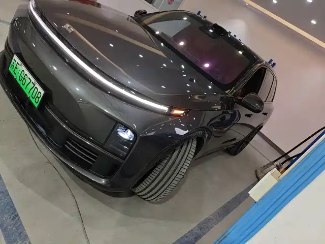 Li Auto IDEAL L7 2025
