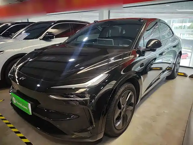 2025 Nio L60