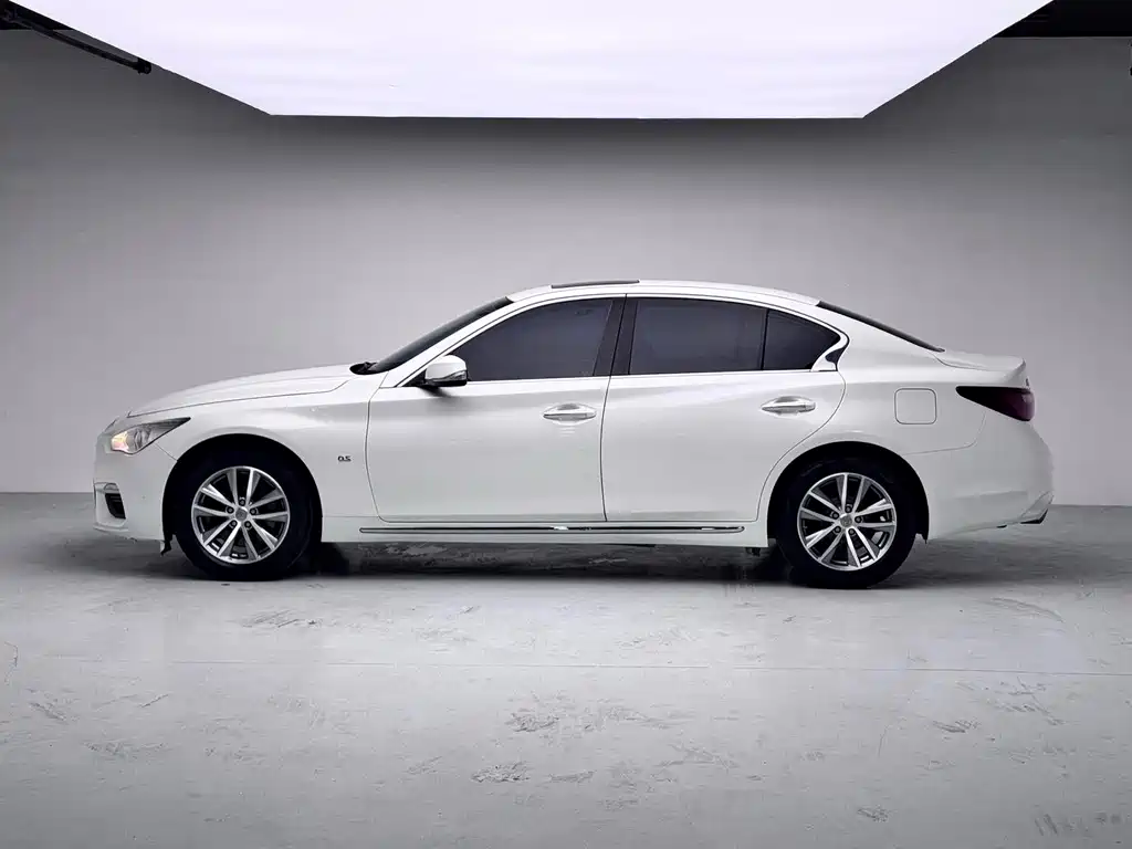 Infiniti Q50L — миниатюра 7
