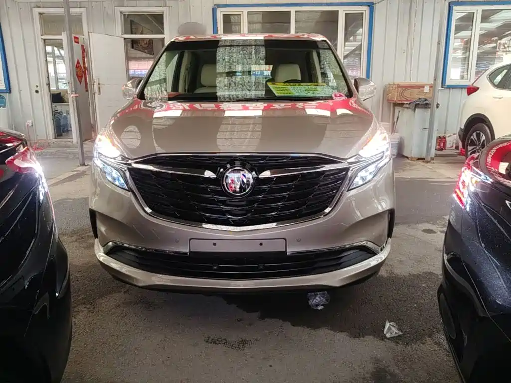 Buick GL8 — миниатюра 3