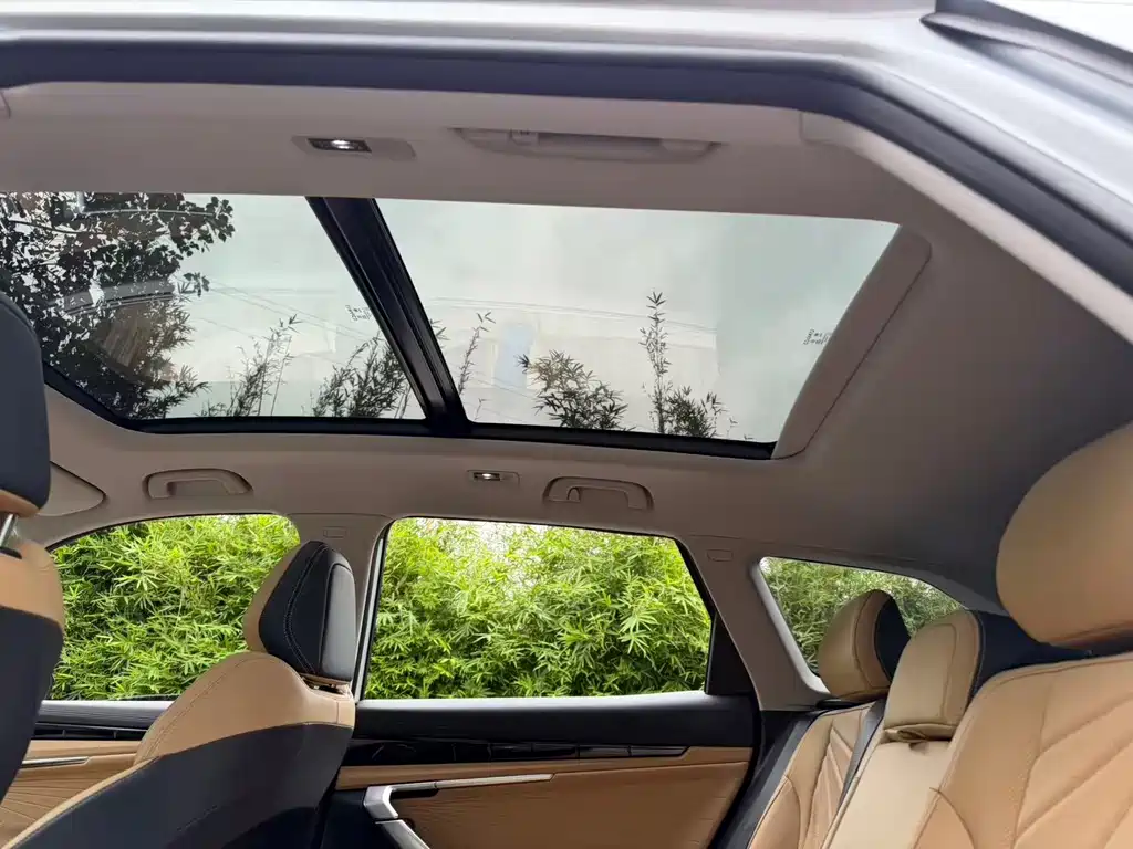 Geely Boyue L — миниатюра 15