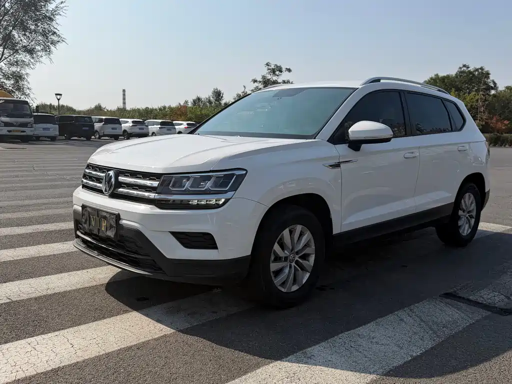 Volkswagen Tharu — миниатюра 3
