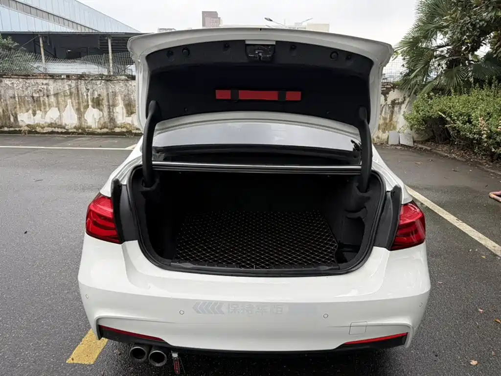 BMW 3 Series — миниатюра 10