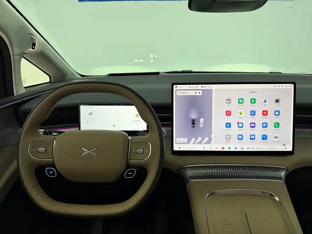 XPeng X9 — миниатюра 15