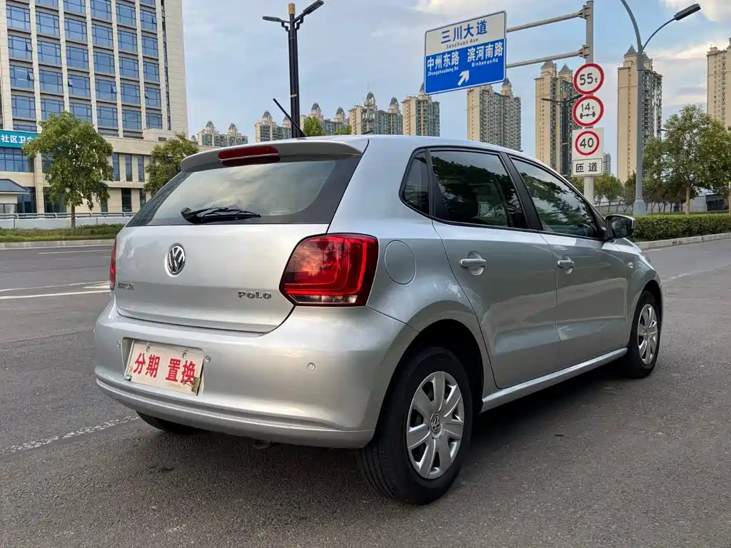 Volkswagen Polo — миниатюра 12