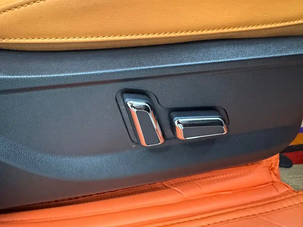 Haval Menglong New Energy — миниатюра 25