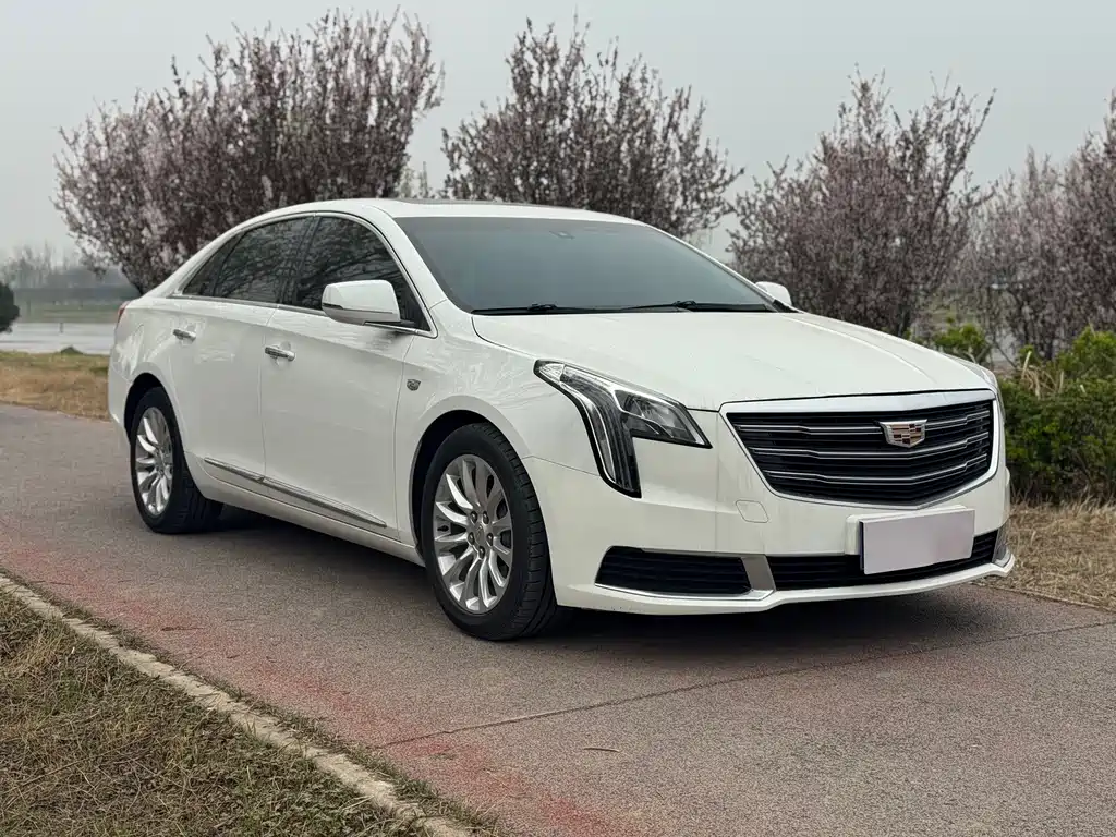 Cadillac XTS — миниатюра 2