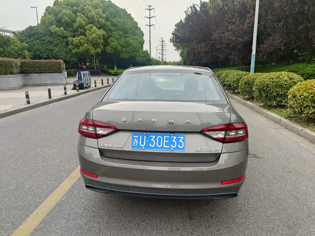 Skoda Octavia 2020 1.5L AT Comfort