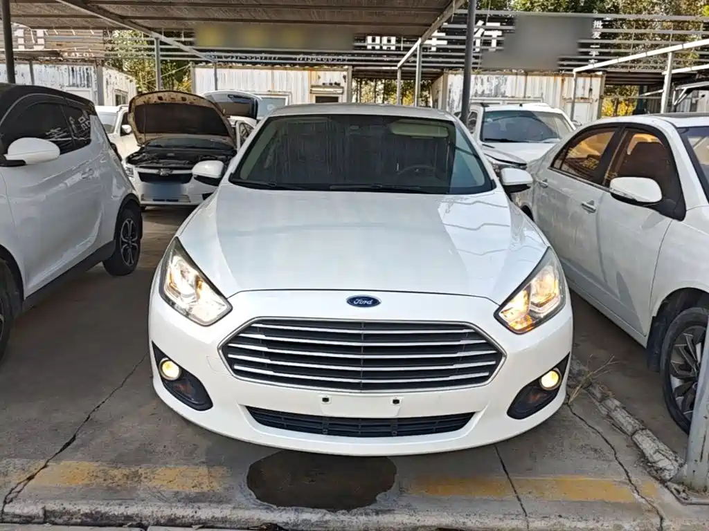 Ford Escort — миниатюра 3