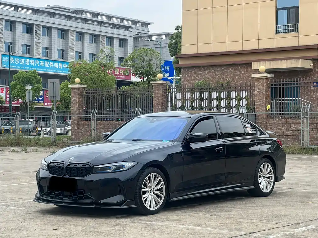 BMW 3 Series 2023