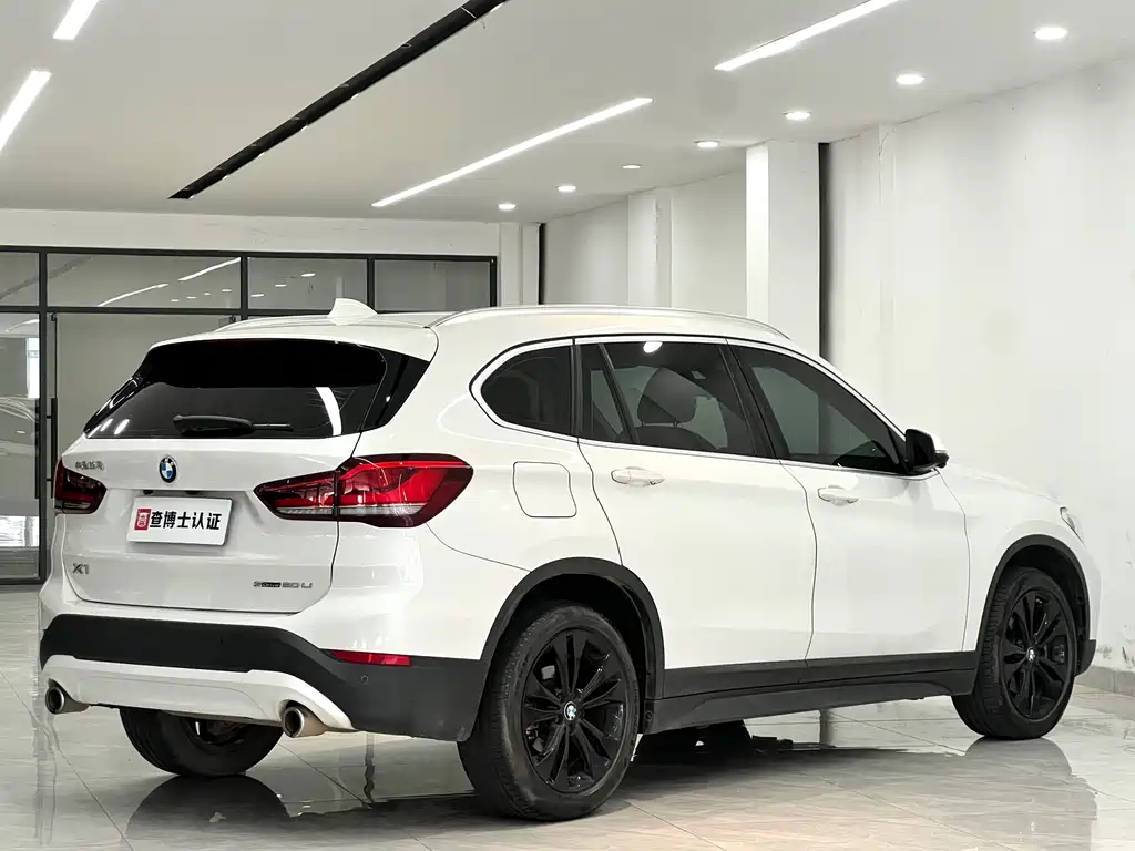 BMW X1 — миниатюра 9