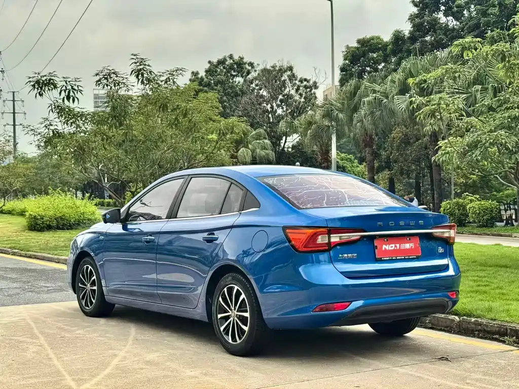Roewe i5 2020 1.5L AT 4G Flagship